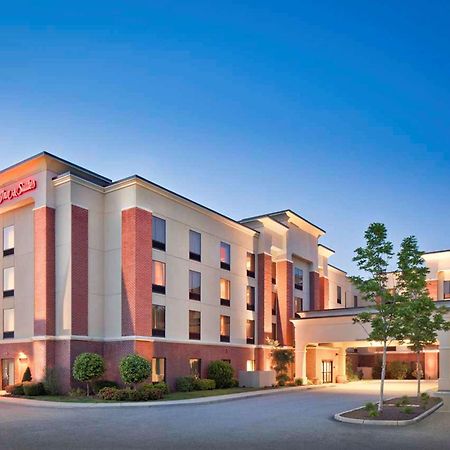 Hampton Inn & Suites Providence / סמית'פילד מראה חיצוני תמונה