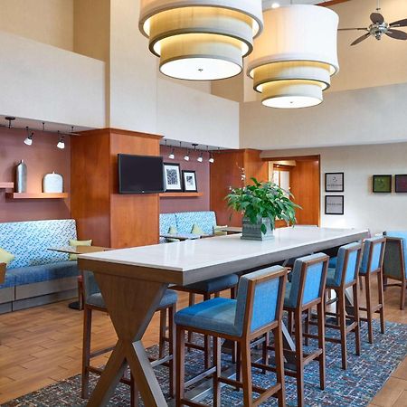 Hampton Inn & Suites Providence / סמית'פילד מראה חיצוני תמונה