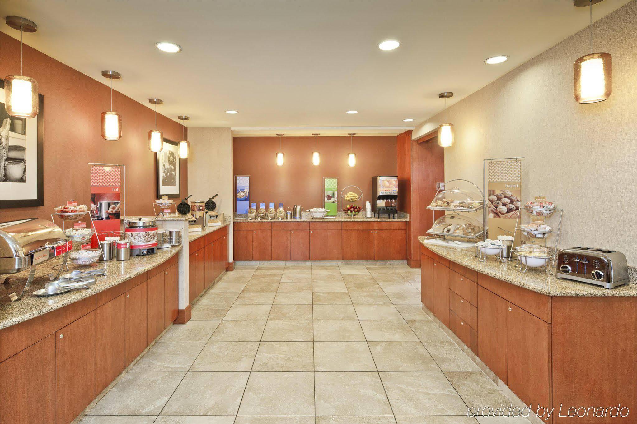 Hampton Inn & Suites Providence / סמית'פילד מראה חיצוני תמונה