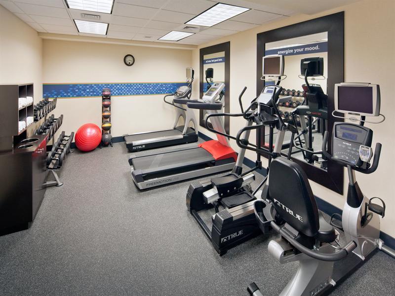 Hampton Inn & Suites Providence / סמית'פילד מראה חיצוני תמונה