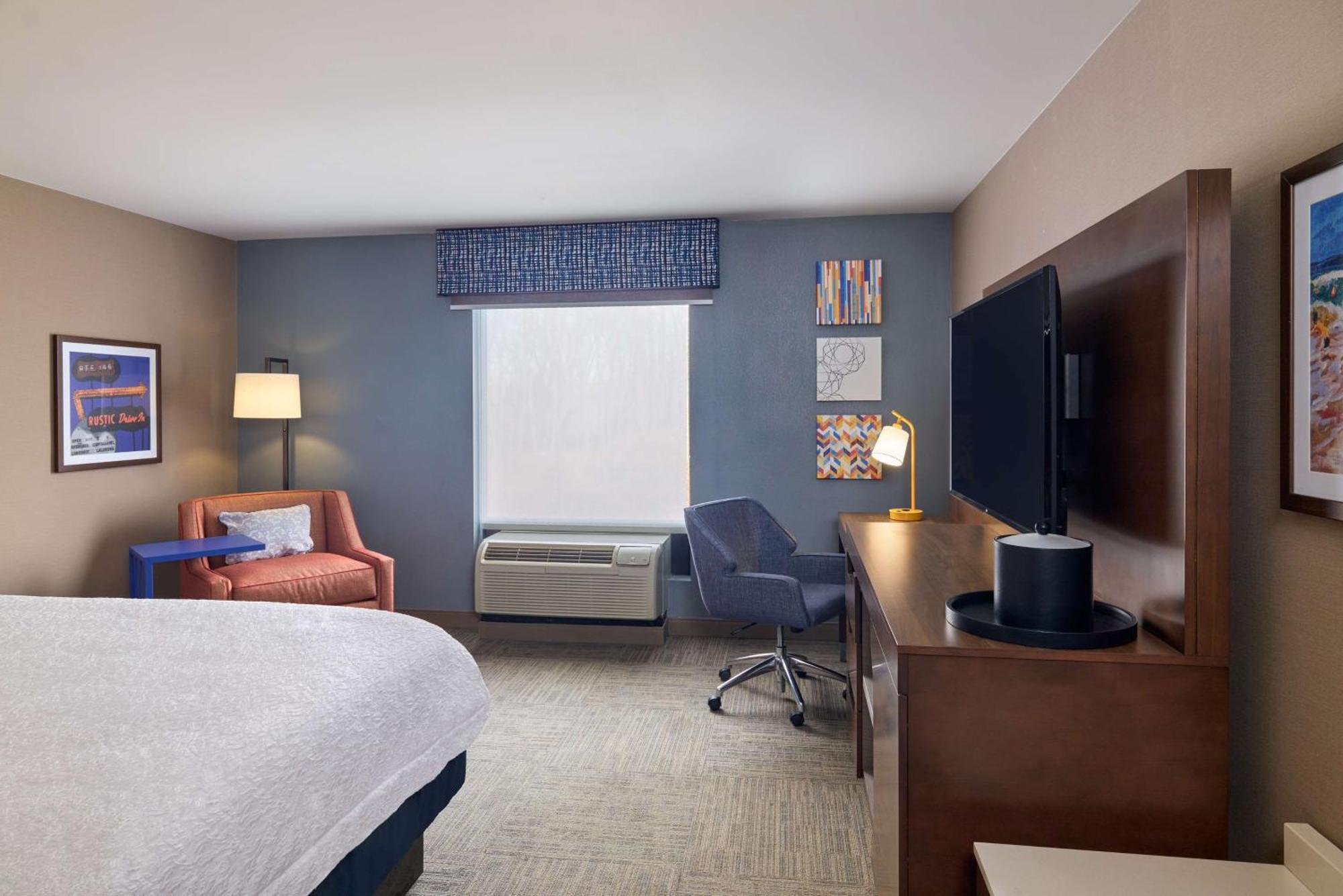 Hampton Inn & Suites Providence / סמית'פילד מראה חיצוני תמונה