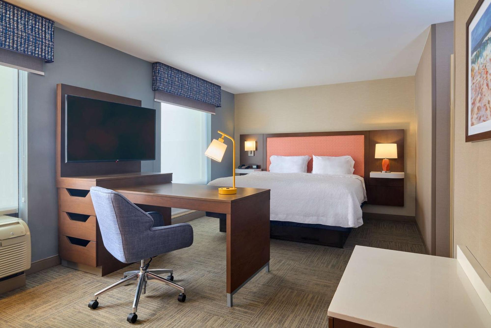 Hampton Inn & Suites Providence / סמית'פילד מראה חיצוני תמונה