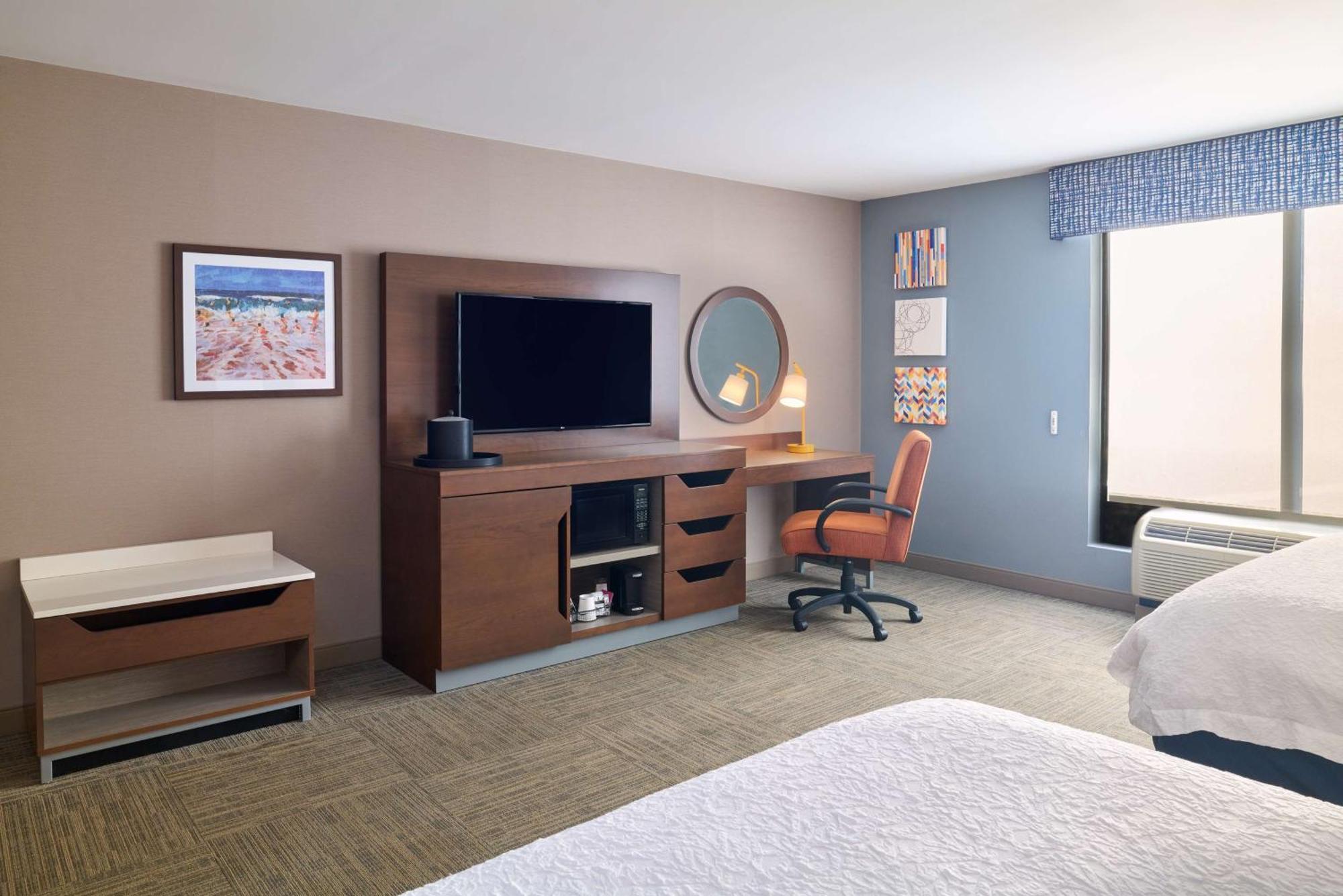 Hampton Inn & Suites Providence / סמית'פילד מראה חיצוני תמונה